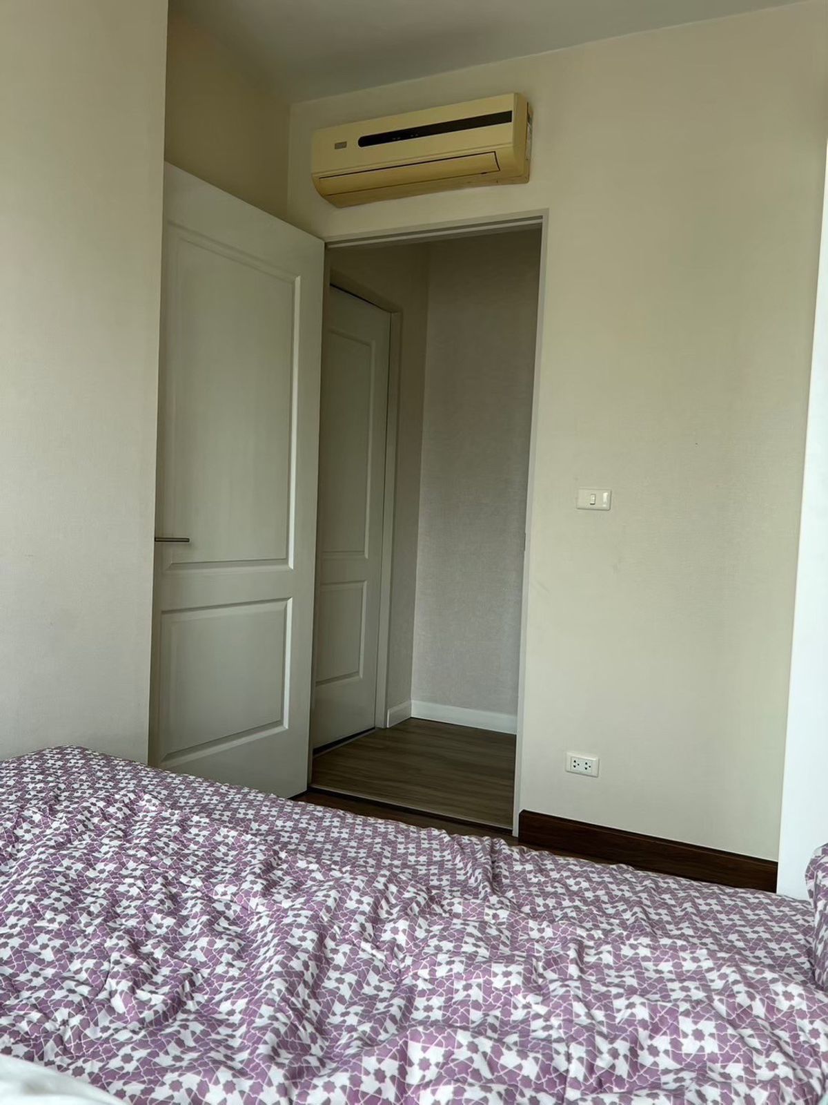 ขายคอนโดวงเวียนใหญ่ เจริญนคร : For Sale Condo Q House Condo Sathorn  (S15-34429)