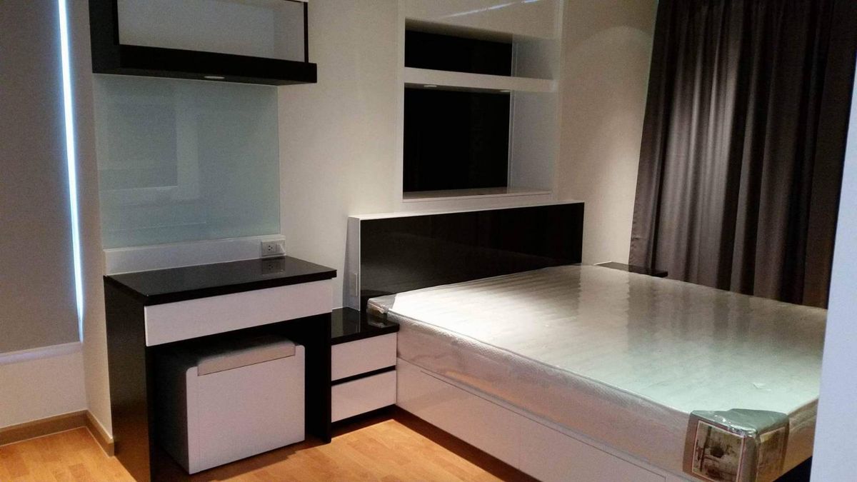 ให้เช่าคอนโดท่าพระ ตลาดพลู วุฒากาศ : For Rent Condo The President Sathorn - Ratchaphruek fully furnished (S15-28473)