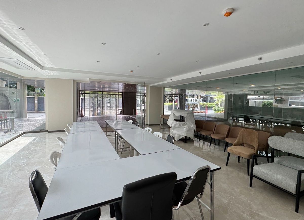 ให้เช่าร้านค้า/ตลาดนัดสุขุมวิท อโศก ทองหล่อ : ปล่อยเช่า พื้นที่ทำธุรกิจ พร้อมพงษ์ สุขุมวิท ทำเลซอย ใกล้ ห้าง เอ็มควอเทียร์ เหมาะ คาเฟ่ ร้านกาแฟ เบเกอรี่ คลินิก ซาลา ร้านเสริมสวย ช็อปสินค้า