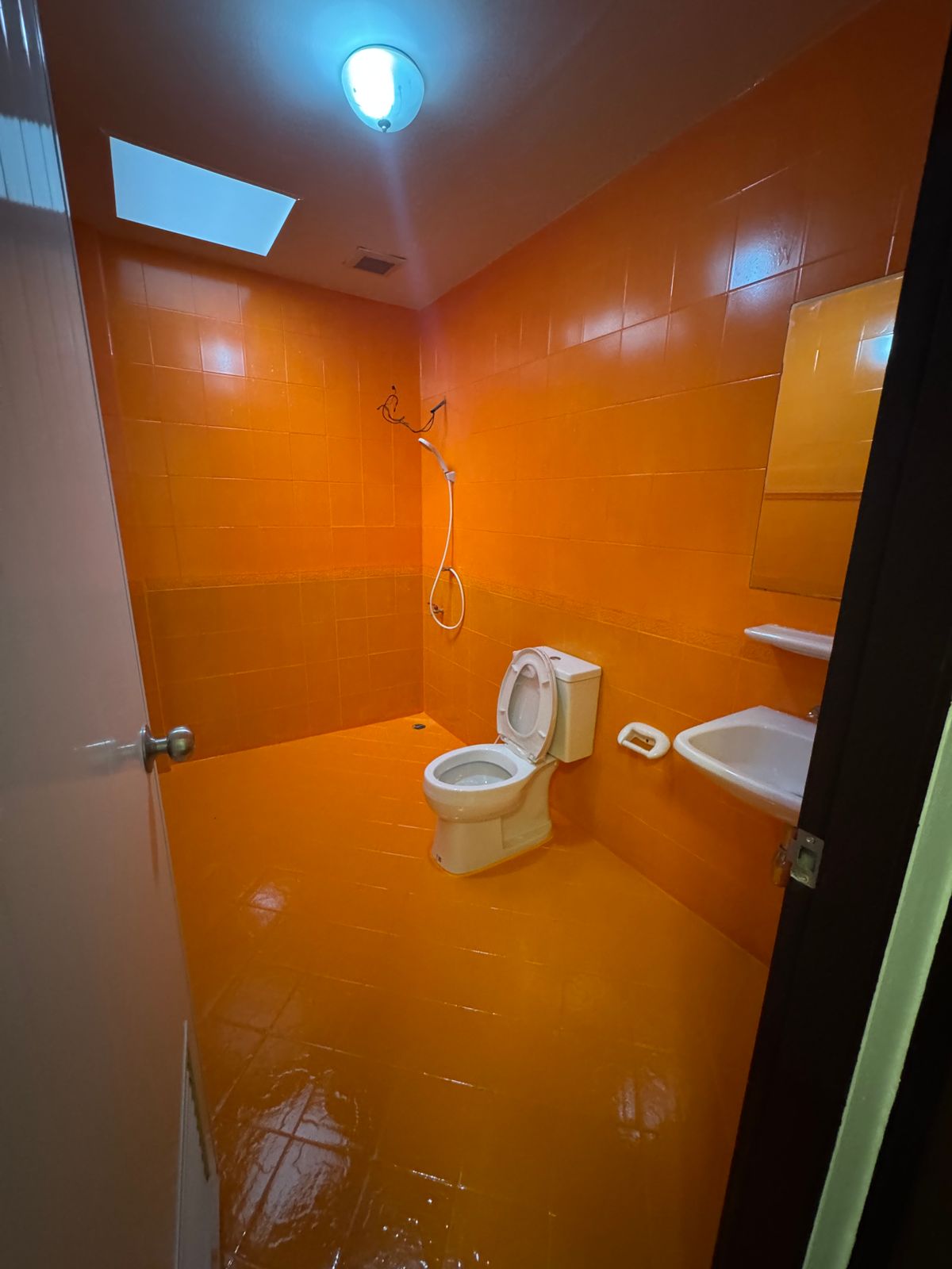 ขายทาวน์โฮมปทุมธานี รังสิต ธรรมศาสตร์ : 🏠 บ้านดีพร้อมอยู่ ขายทาวน์เฮาส์  หมู่บ้านซื่อตรง ถ.รังสิต-นครนายก คลอง3 🏠