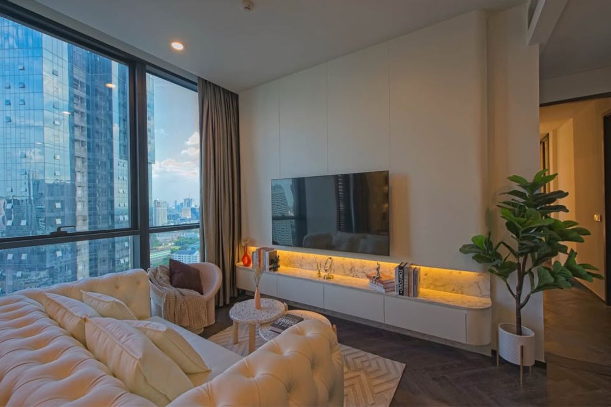CondoSukhumvit, Asoke, Thonglor : The Esses Sukhumvit 36 next to BTS Thonglor 0 meters