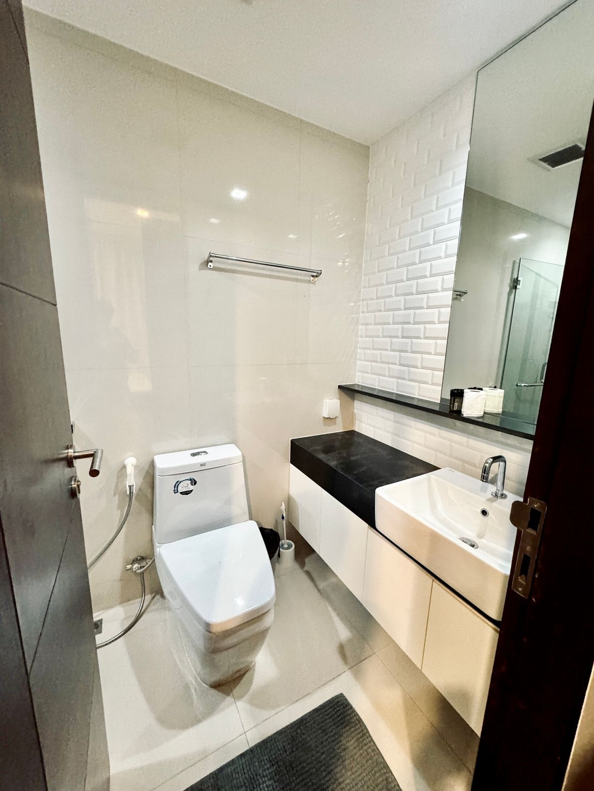 For RentCondoRatchathewi,Phayathai : For Rent! Wish Signature Midtown Siam with Private Lift💖 - High Floor. Beautiful view.