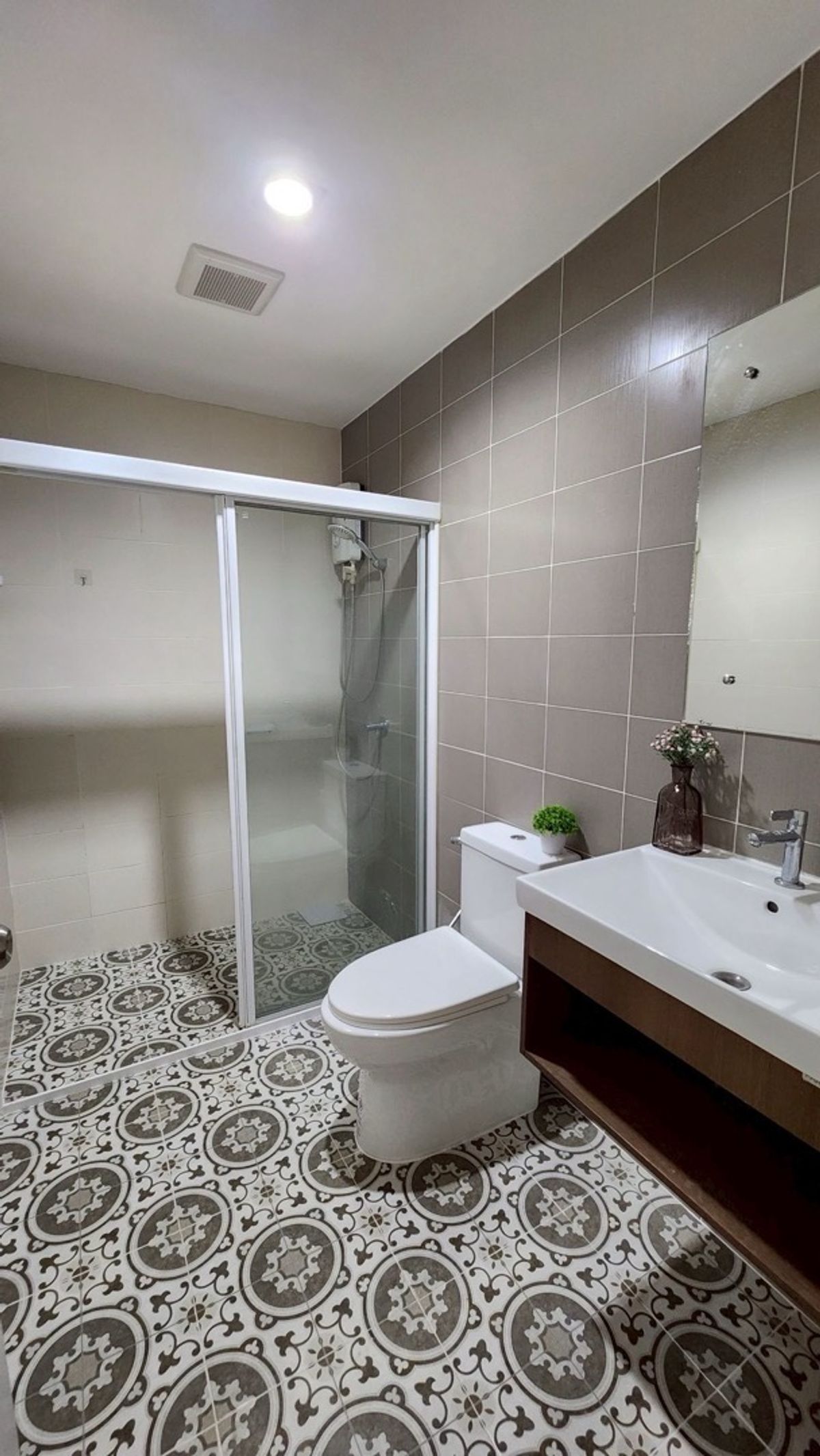 For RentHousePattanakan, Srinakarin : 💥ForRent💥3Bed • Pruksa Ville 57 Pattanakarn 🚝 Near Airportlink Huamark , BTS Onnut 🏡 Ready to move in ‼️  Fully Furnished ✨