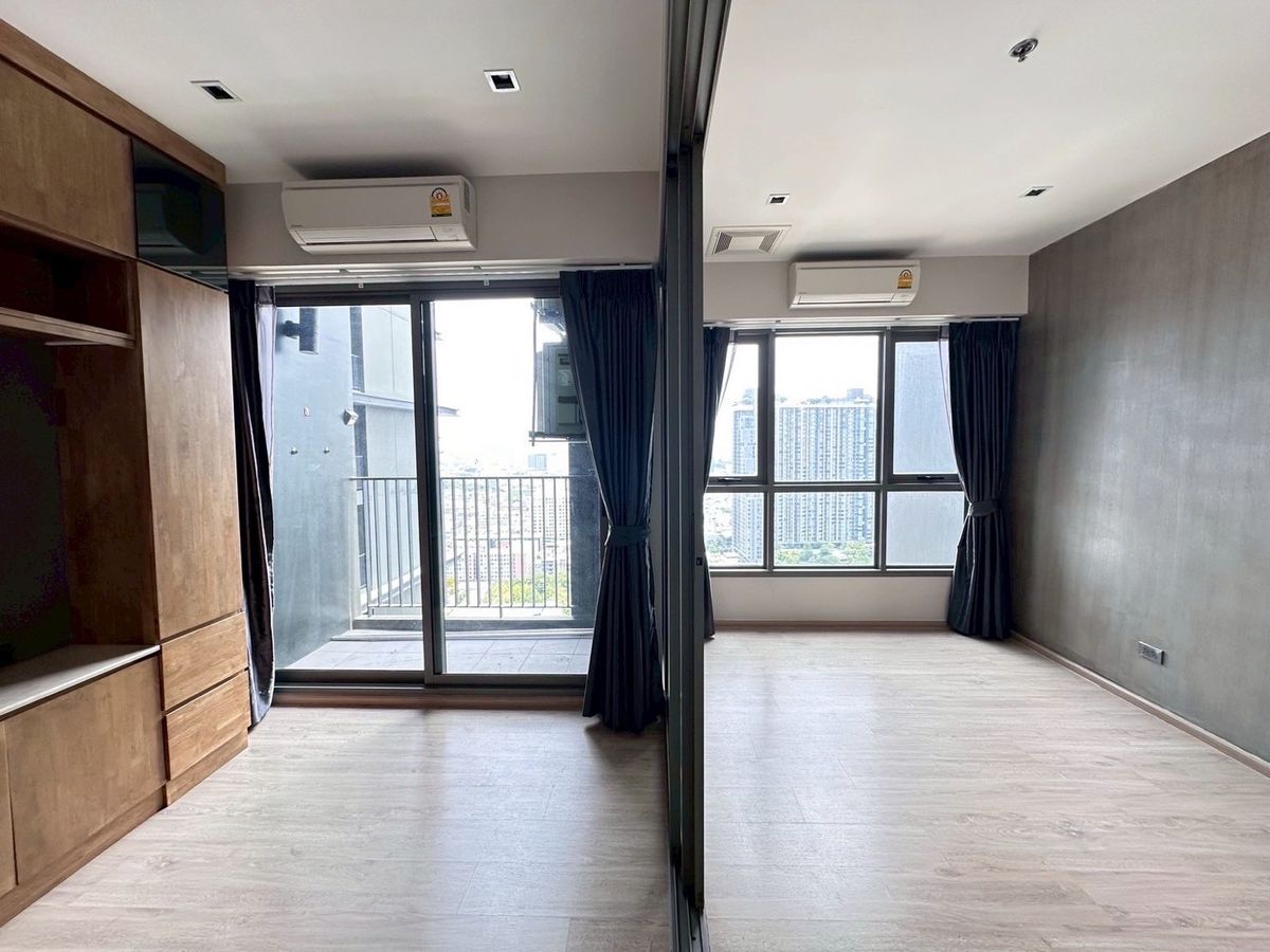 ขายคอนโดท่าพระ ตลาดพลู วุฒากาศ : 𝗪𝗵𝗶𝘇𝗱𝗼𝗺 𝘀𝘁𝗮𝘁𝗶𝗼𝗻 𝗥𝗮𝘁𝗰𝗵𝗮𝗱𝗮-𝘁𝗵𝗮𝗽𝗿𝗮 ขายวิวสระ ราคาดี 