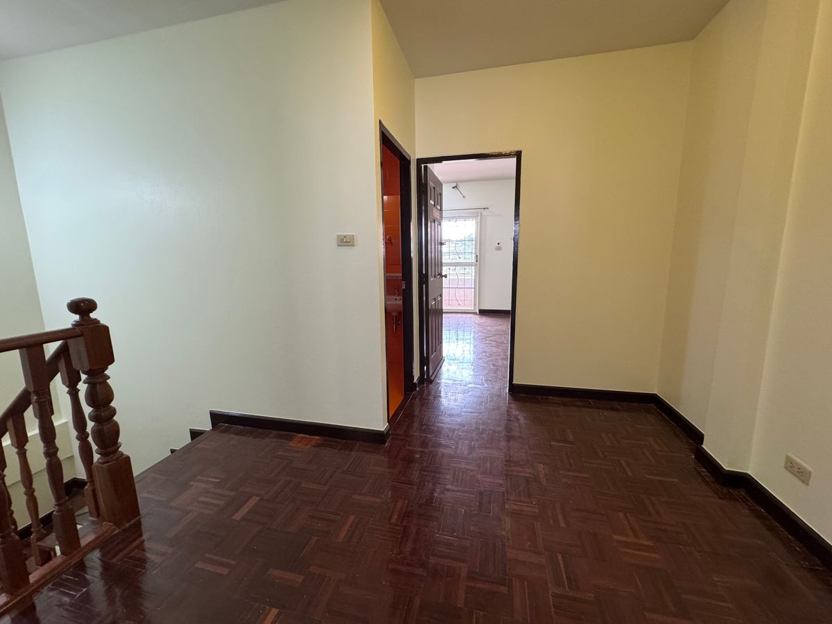 ขายทาวน์โฮมปทุมธานี รังสิต ธรรมศาสตร์ : 🏠 บ้านดีพร้อมอยู่ ขายทาวน์เฮาส์  หมู่บ้านซื่อตรง ถ.รังสิต-นครนายก คลอง3 🏠