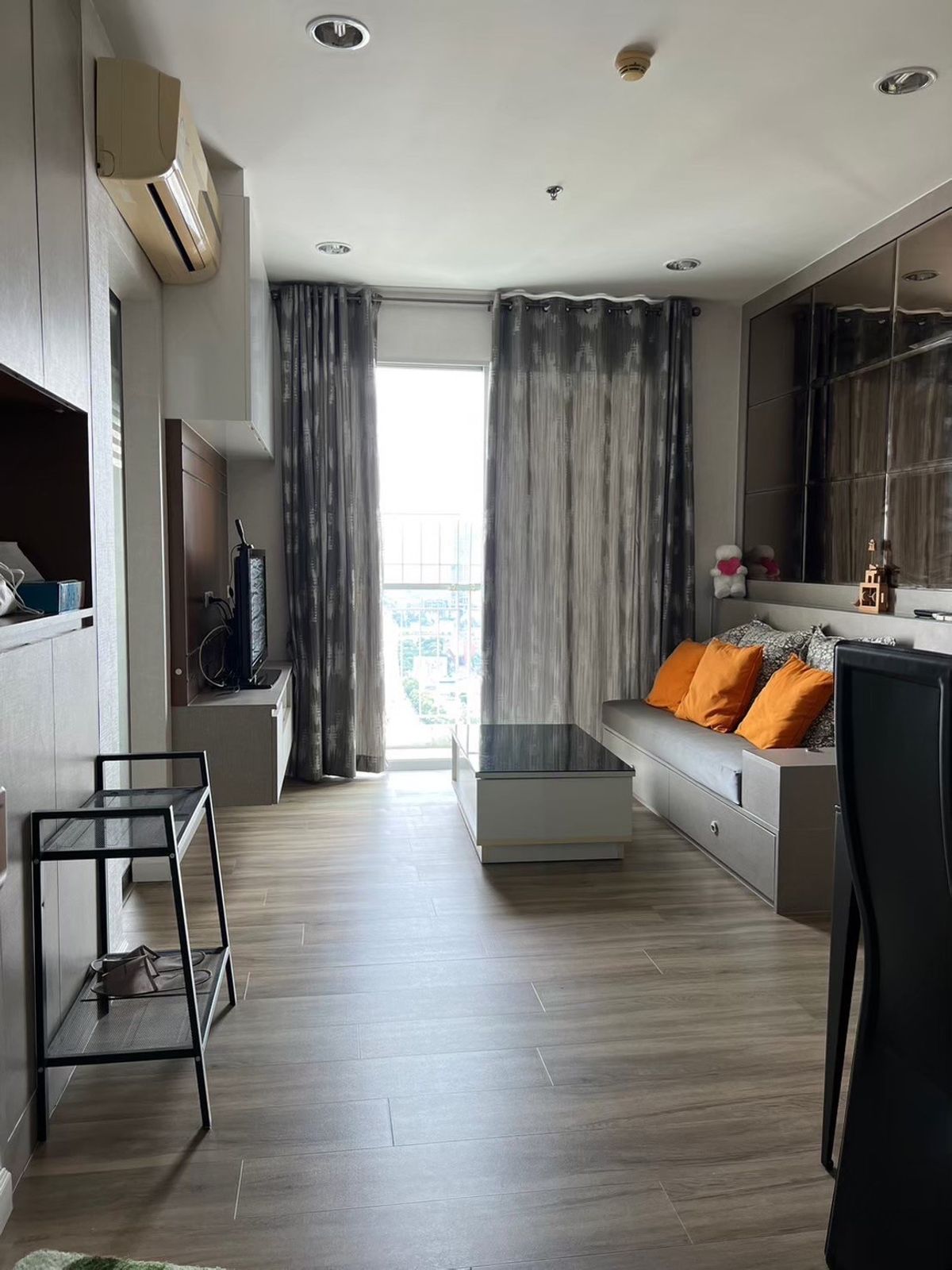 ขายคอนโดวงเวียนใหญ่ เจริญนคร : For Sale Condo Q House Condo Sathorn  (S15-34429)