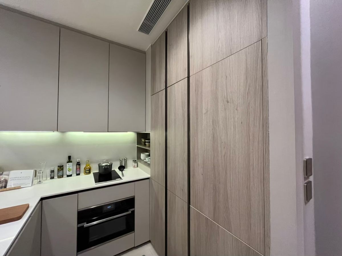 ขายคอนโดสุขุมวิท อโศก ทองหล่อ : คอนโดหรู ติด รร นานาชาติ St. Andrews ใกล้ BTS เอกมัย และ พระโขนง  081-245-7349