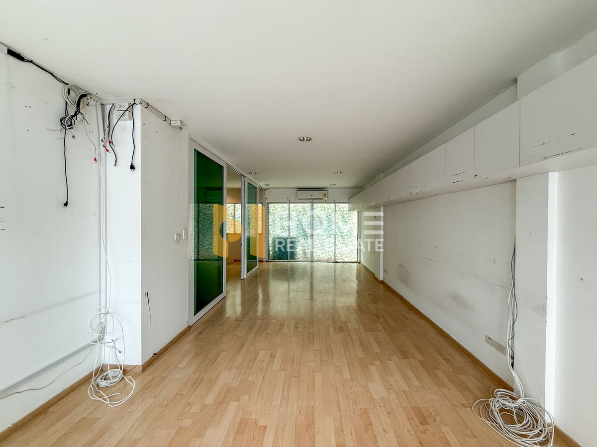 ขายทาวน์โฮมพัฒนาการ ศรีนครินทร์ : ทาวน์โฮม โนเบิล คิวบ์ พัฒนาการ / 3 ห้องนอน (ขาย), Noble Cube Pattanakarn / Townhome 3 Bedrooms (FOR SALE) PALM865