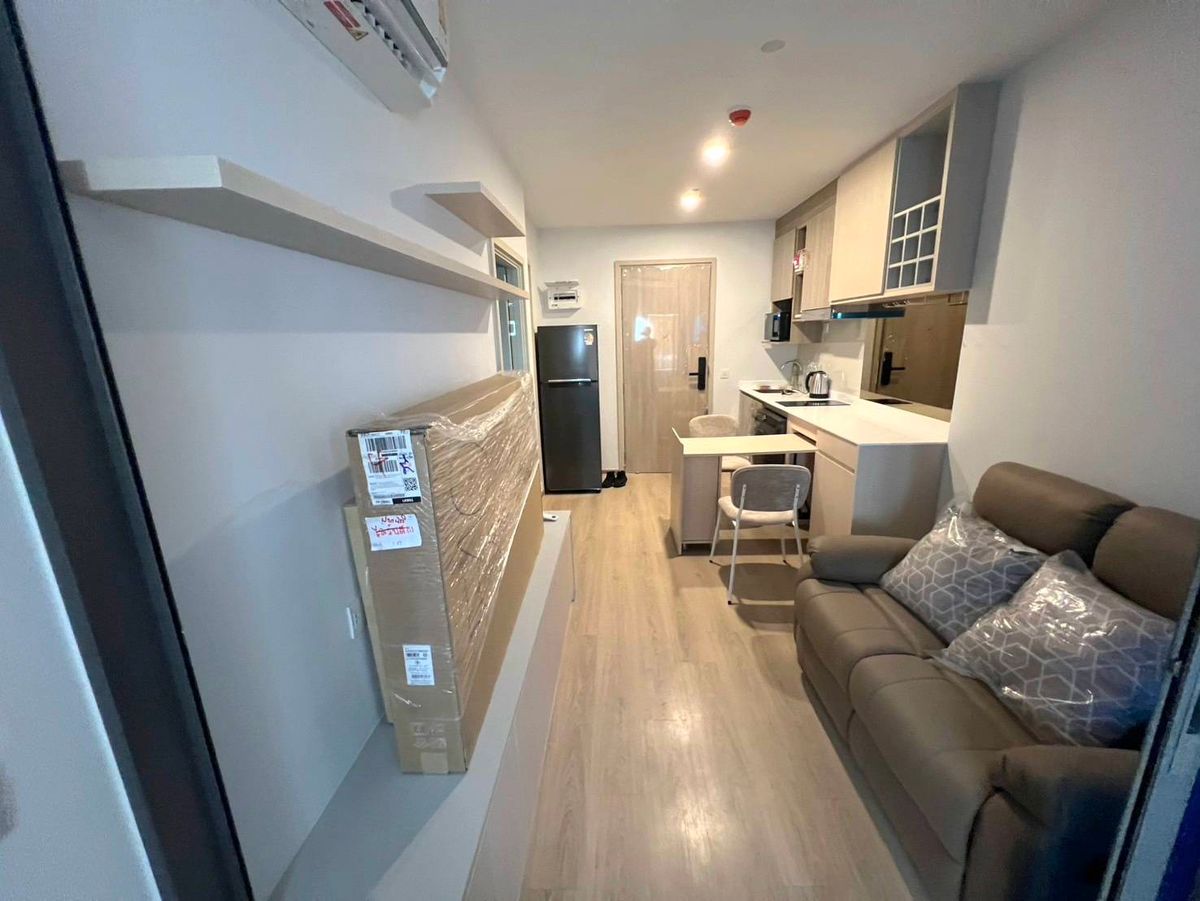 For RentCondoKhlongtoei, Kluaynamthai : 💥CP-8263💥Life Rama 4 - Asoke 👉Line : @primahome