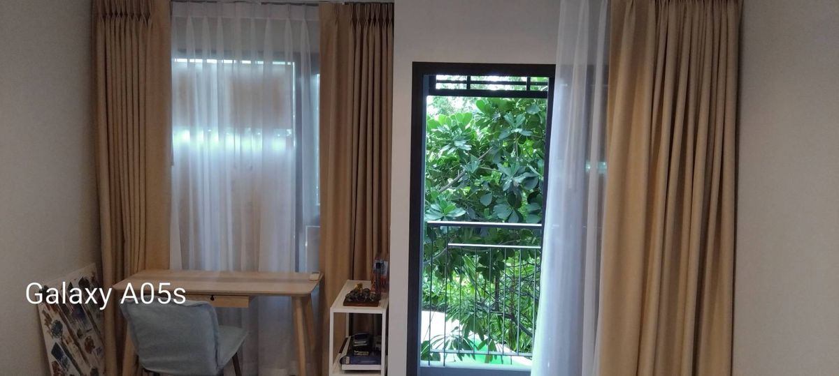 For SaleCondoThaphra, Talat Phlu, Wutthakat : Pool View close to BTS Talad Plu, Fully furnished, Sell with tenant 081-245-7349