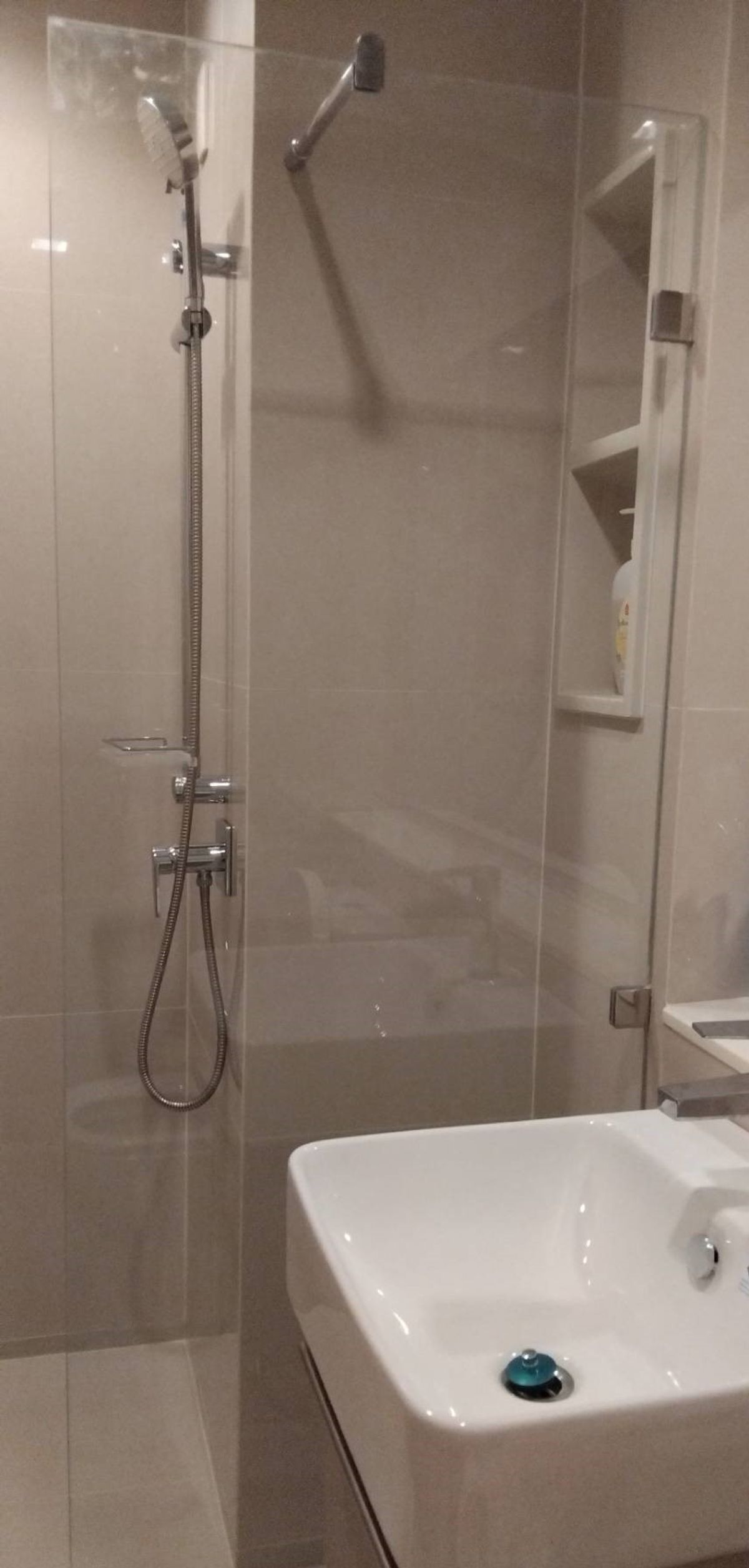 For SaleCondoThaphra, Talat Phlu, Wutthakat : Pool View close to BTS Talad Plu, Fully furnished, Sell with tenant 081-245-7349