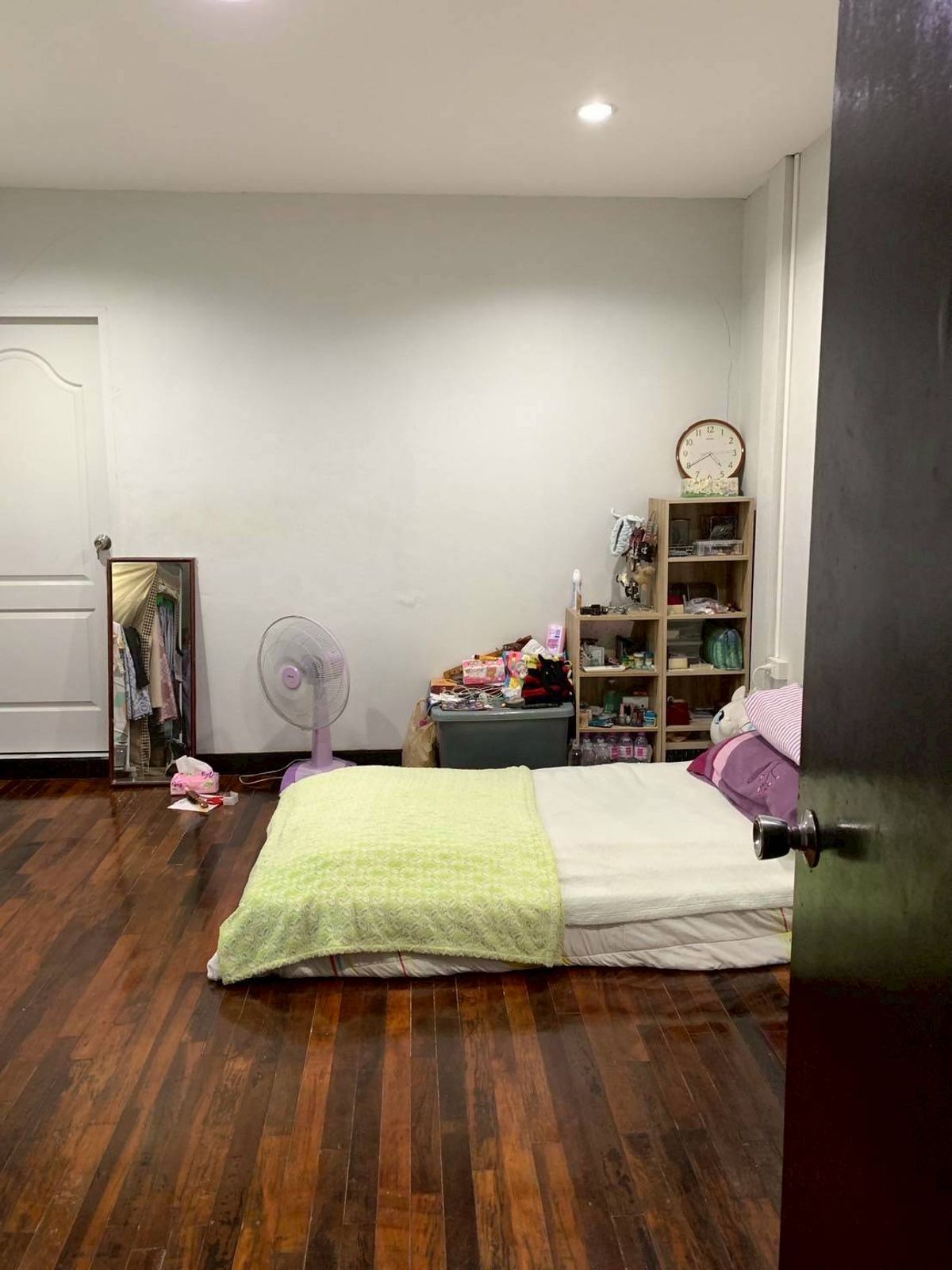 ขายทาวน์โฮมลาดพร้าว101 แฮปปี้แลนด์ : ขายด่วนทาวน์เฮ้าส์ โครงการหมู่บ้านเสนา ซอยแฮปปี้แลนด์ ใกล้เดอะมอลล์บางกะปิ (N.1787)