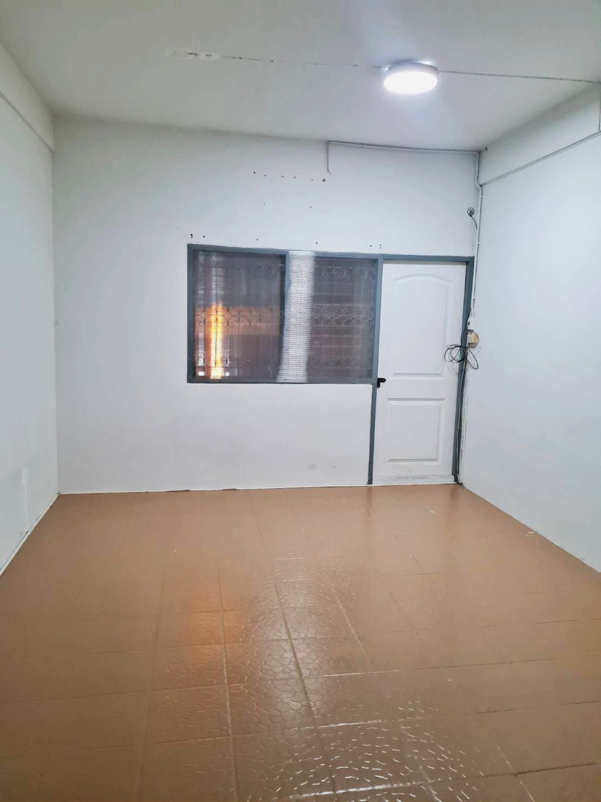 อาคารพาณิชย์โชคชัย4 ลาดพร้าว71 : 🔥ขายตึกแถว 3ชั้น ลาดพร้าว-โชคชัย4 สามารถเช่าทำออฟฟิศ หรือเปิดร้านอาหารได้ (ขายพร้อมผู้เช่า)