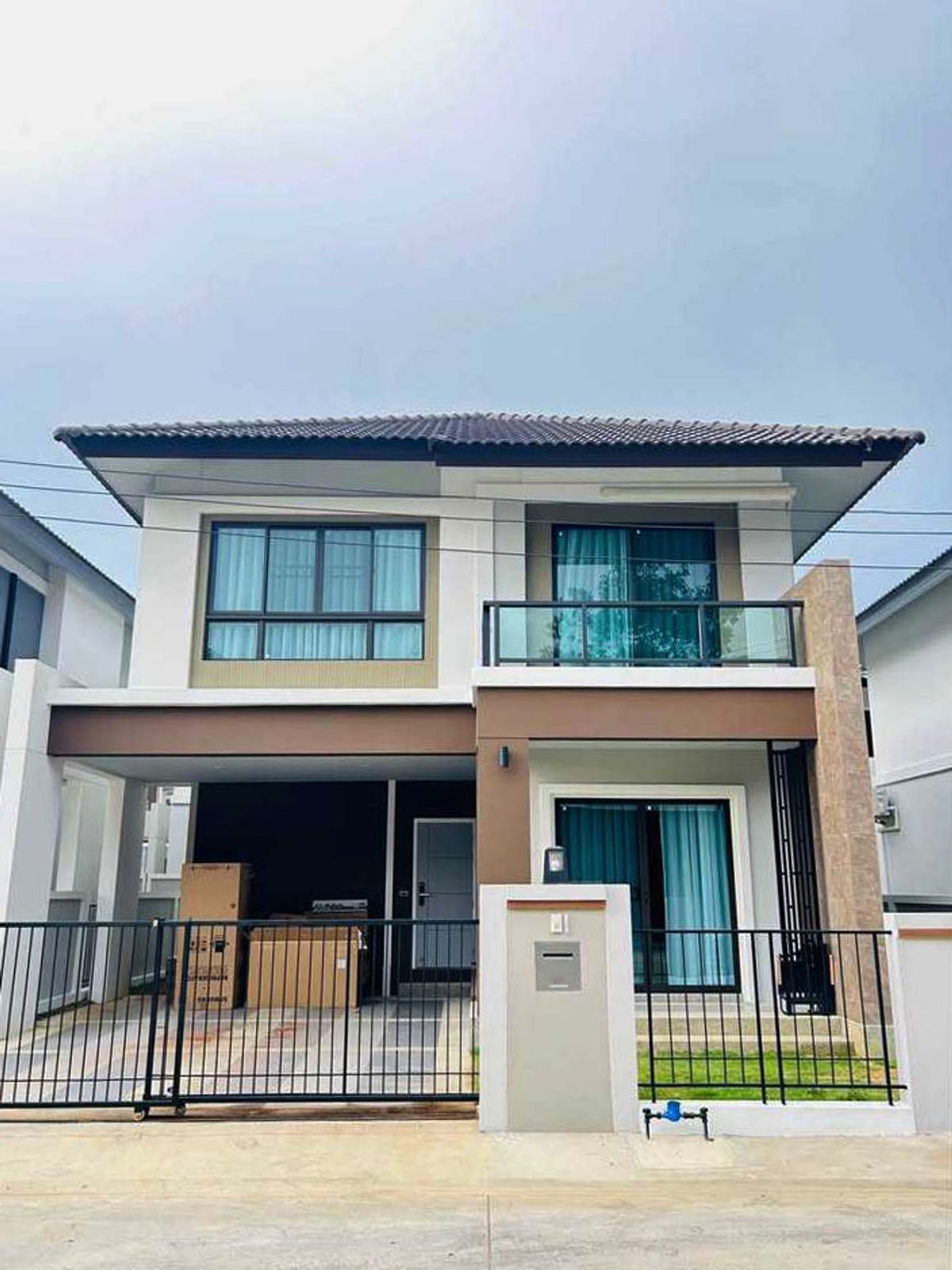 ให้เช่าบ้านเชียงใหม่ : บ้านในโครงการ ให้เช่าเดือนละ 34,000 บาท ใกล้รร.นานาชาติยูนิตี้คอนคอร์ดเพียง 5 นาที No.15H736