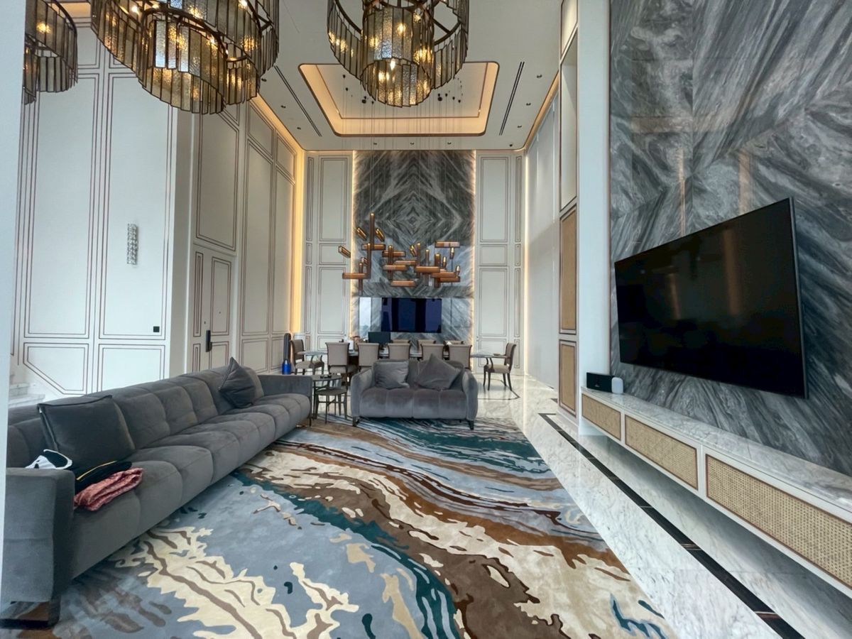 ให้เช่าคอนโดพระราม 9 เพชรบุรีตัดใหม่ RCA : For Rent The Esse Singha Complex Penthouse 3beds 284 sq.m. F/F