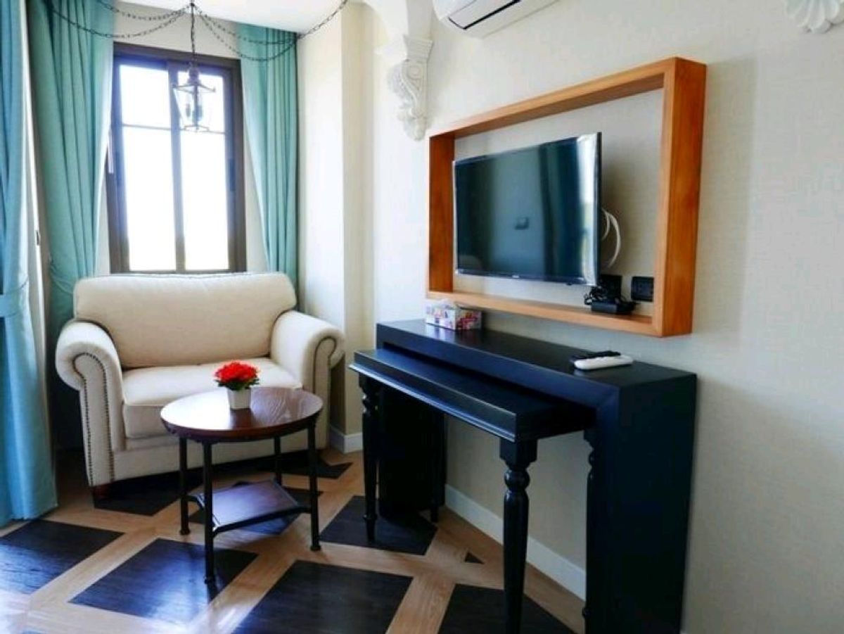 For SaleCondoPattaya, Bangsaen, Chonburi : Urgent Studio, Pool View, 4th Floor, Espanya Condo, Pattaya (Espana Condo Resort Pattaya)