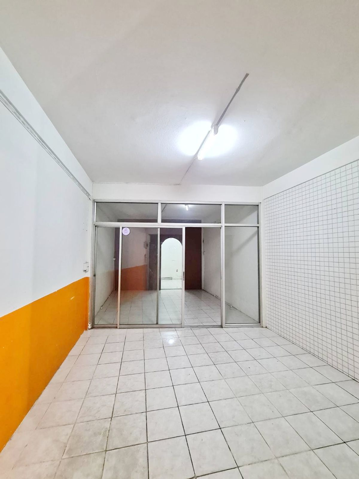 อาคารพาณิชย์โชคชัย4 ลาดพร้าว71 : 🔥ขายตึกแถว 3ชั้น ลาดพร้าว-โชคชัย4 สามารถเช่าทำออฟฟิศ หรือเปิดร้านอาหารได้ (ขายพร้อมผู้เช่า)