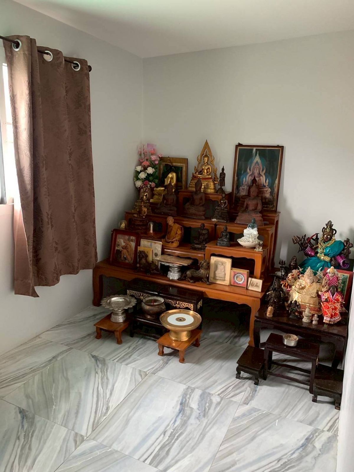 ขายทาวน์โฮมลาดพร้าว101 แฮปปี้แลนด์ : ขายด่วนทาวน์เฮ้าส์ โครงการหมู่บ้านเสนา ซอยแฮปปี้แลนด์ ใกล้เดอะมอลล์บางกะปิ (N.1787)