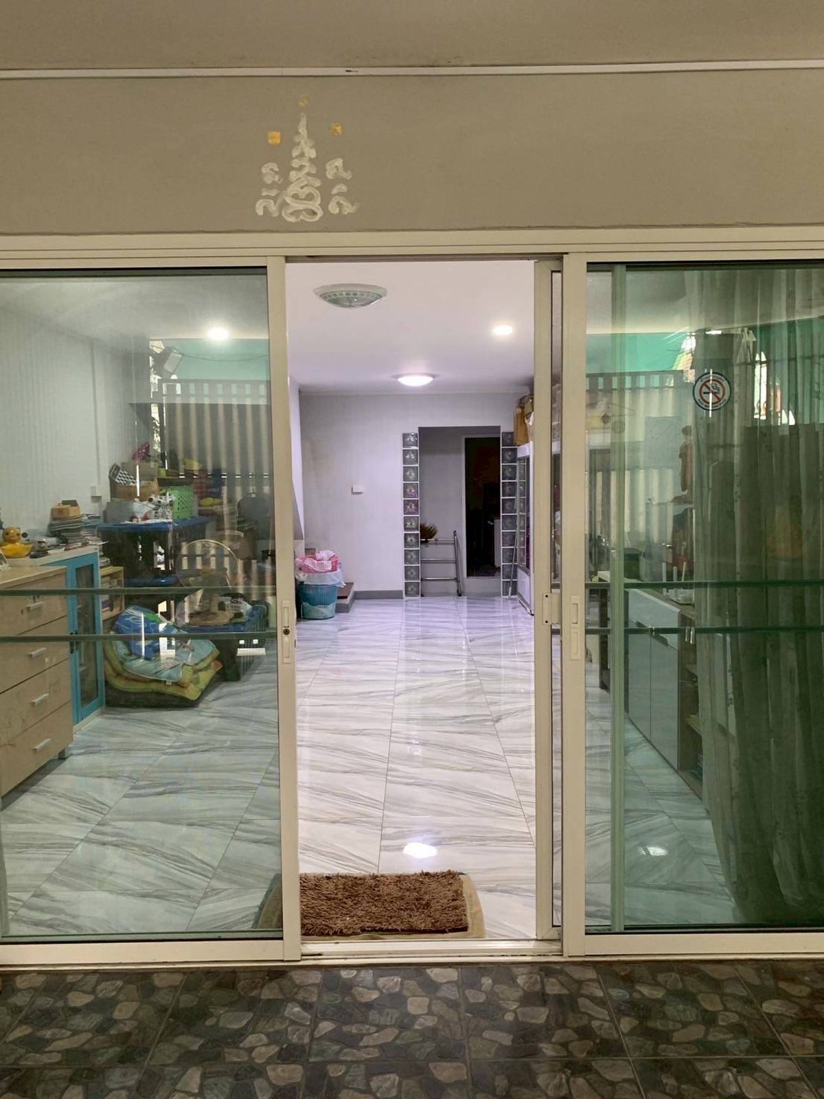 ขายทาวน์โฮมลาดพร้าว101 แฮปปี้แลนด์ : ขายด่วนทาวน์เฮ้าส์ โครงการหมู่บ้านเสนา ซอยแฮปปี้แลนด์ ใกล้เดอะมอลล์บางกะปิ (N.1787)