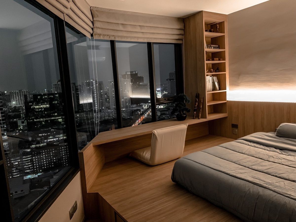 ขายคอนโดลาดพร้าว เซ็นทรัลลาดพร้าว : ตำแหน่งหายาก ชั้นสูง แต่งสวย built-in ทั้งห้อง ติด BTS ห้าแยกลาดพร้าว 081-245-7349