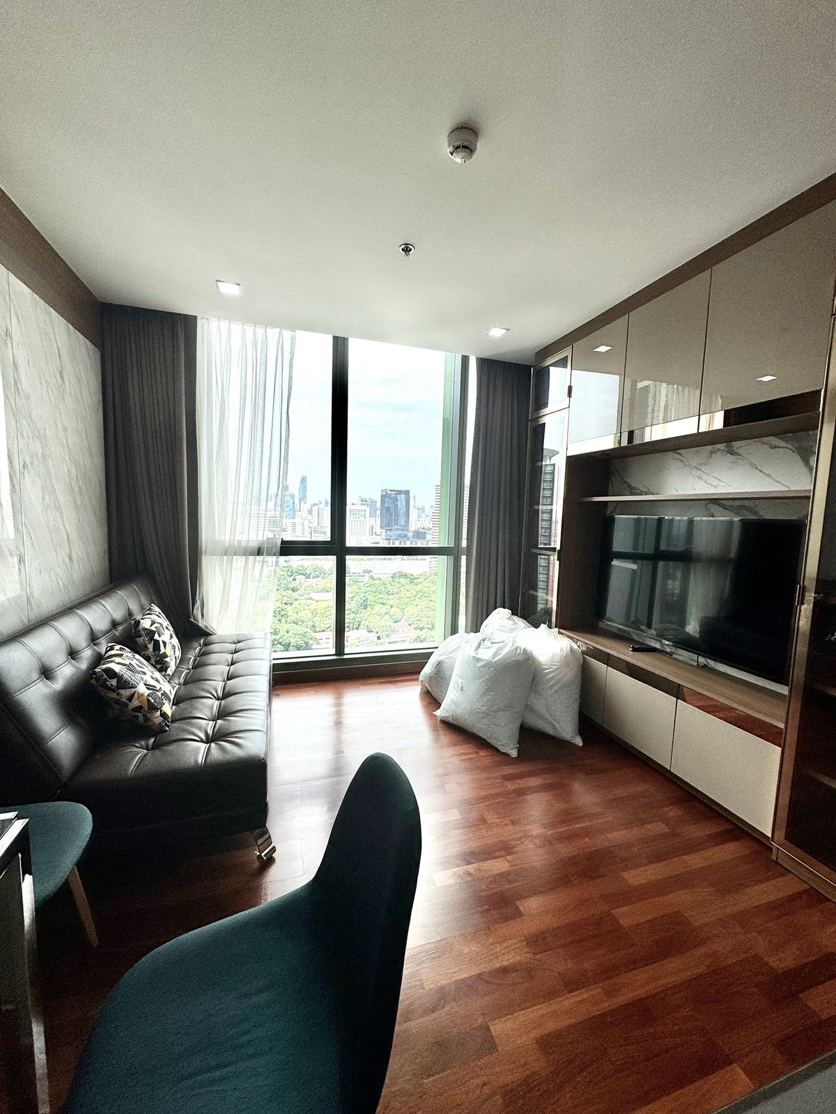 For RentCondoRatchathewi,Phayathai : New Room! Wish Signature Midtown Siam with Private Lift💖 2Bedrooms 1Bathroom- High Floor- Fully Furnished-Rady to Move in