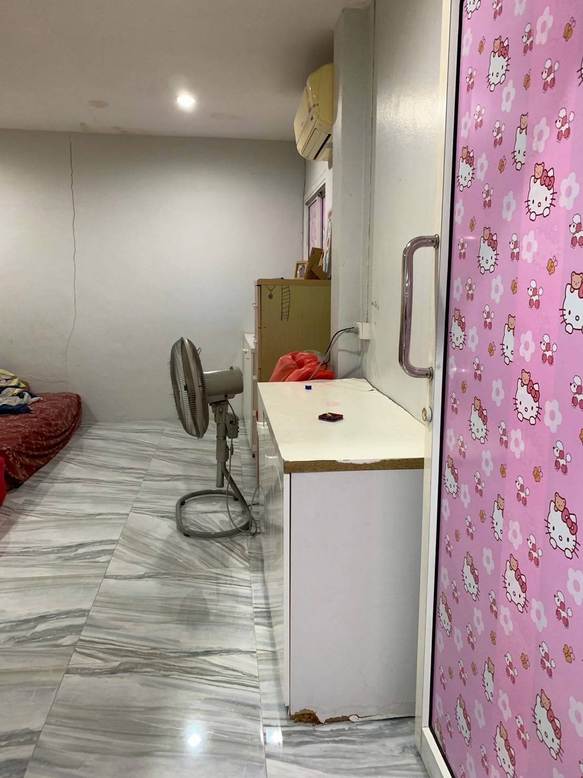 ขายทาวน์โฮมลาดพร้าว101 แฮปปี้แลนด์ : ขายด่วนทาวน์เฮ้าส์ โครงการหมู่บ้านเสนา ซอยแฮปปี้แลนด์ ใกล้เดอะมอลล์บางกะปิ (N.1787)