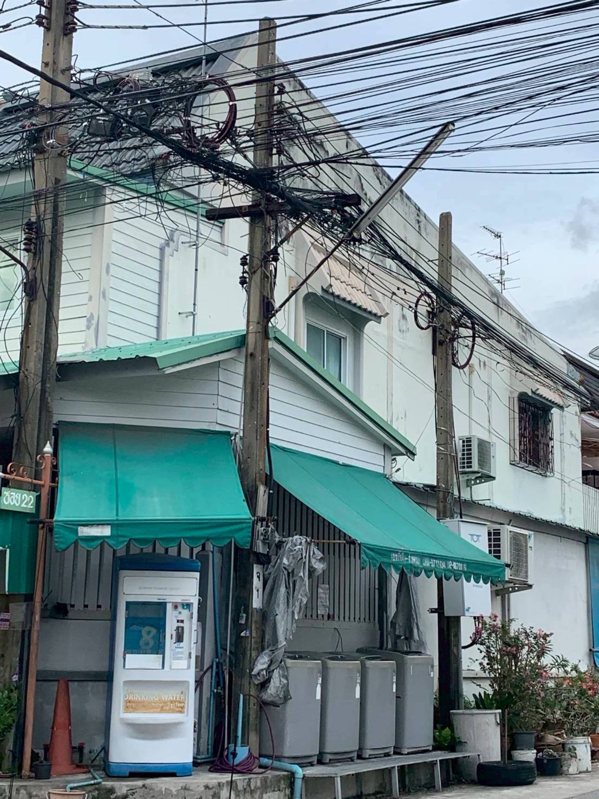 ขายทาวน์โฮมลาดพร้าว101 แฮปปี้แลนด์ : ขายด่วนทาวน์เฮ้าส์ โครงการหมู่บ้านเสนา ซอยแฮปปี้แลนด์ ใกล้เดอะมอลล์บางกะปิ (N.1787)