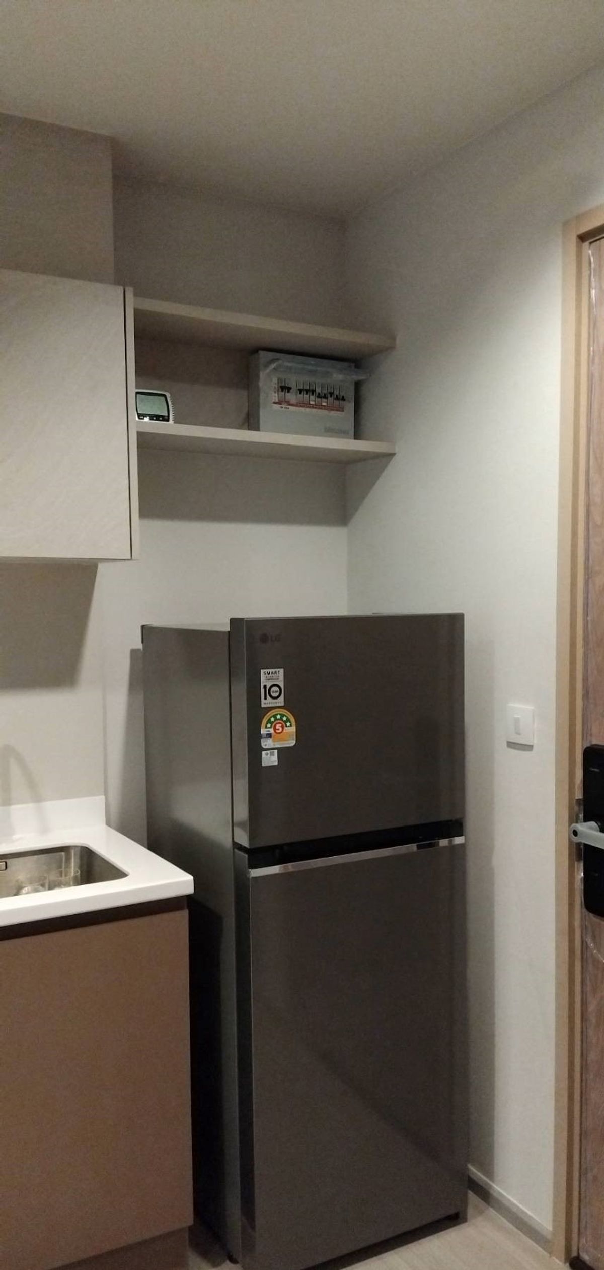 For SaleCondoThaphra, Talat Phlu, Wutthakat : Pool View close to BTS Talad Plu, Fully furnished, Sell with tenant 081-245-7349