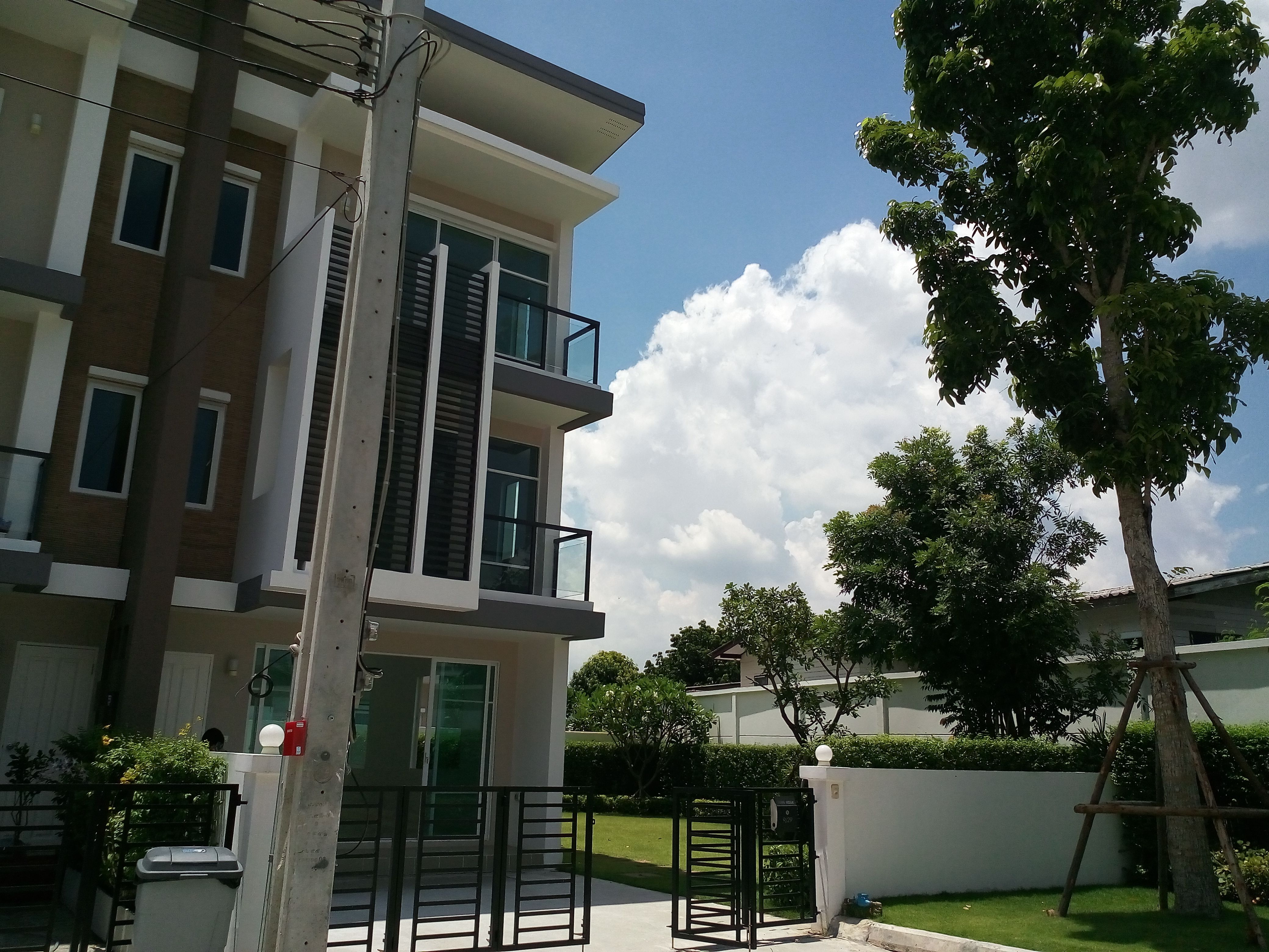ขายบ้านวิภาวดี ดอนเมือง หลักสี่ : ขาย ทาวน์เฮ้าส์ 3 ห้องนอน ในโครงการ Town Avenue Vibhavadi 60 U5626090
