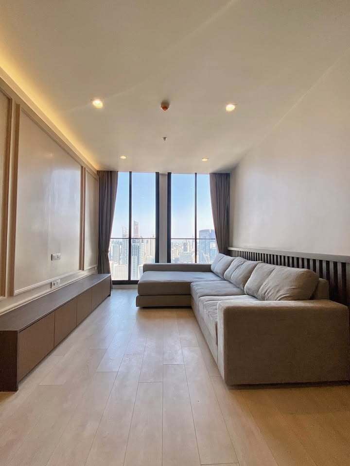 ขายคอนโดวิทยุ ชิดลม หลังสวน : ขาย คอนโด 1 ห้องนอน ในโครงการ Noble Ploenchit U5631710