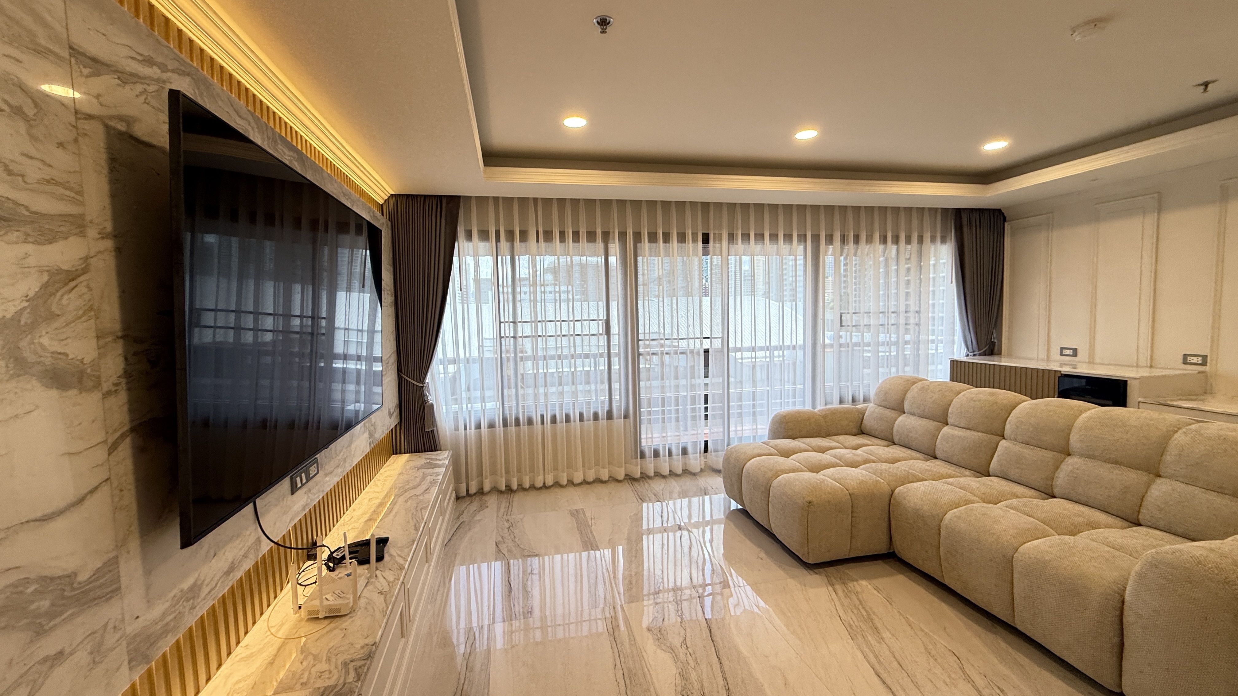 ขายคอนโดวิทยุ ชิดลม หลังสวน : ขาย คอนโด 2 ห้องนอน ในโครงการ บ้านเพลินจิต U5628325