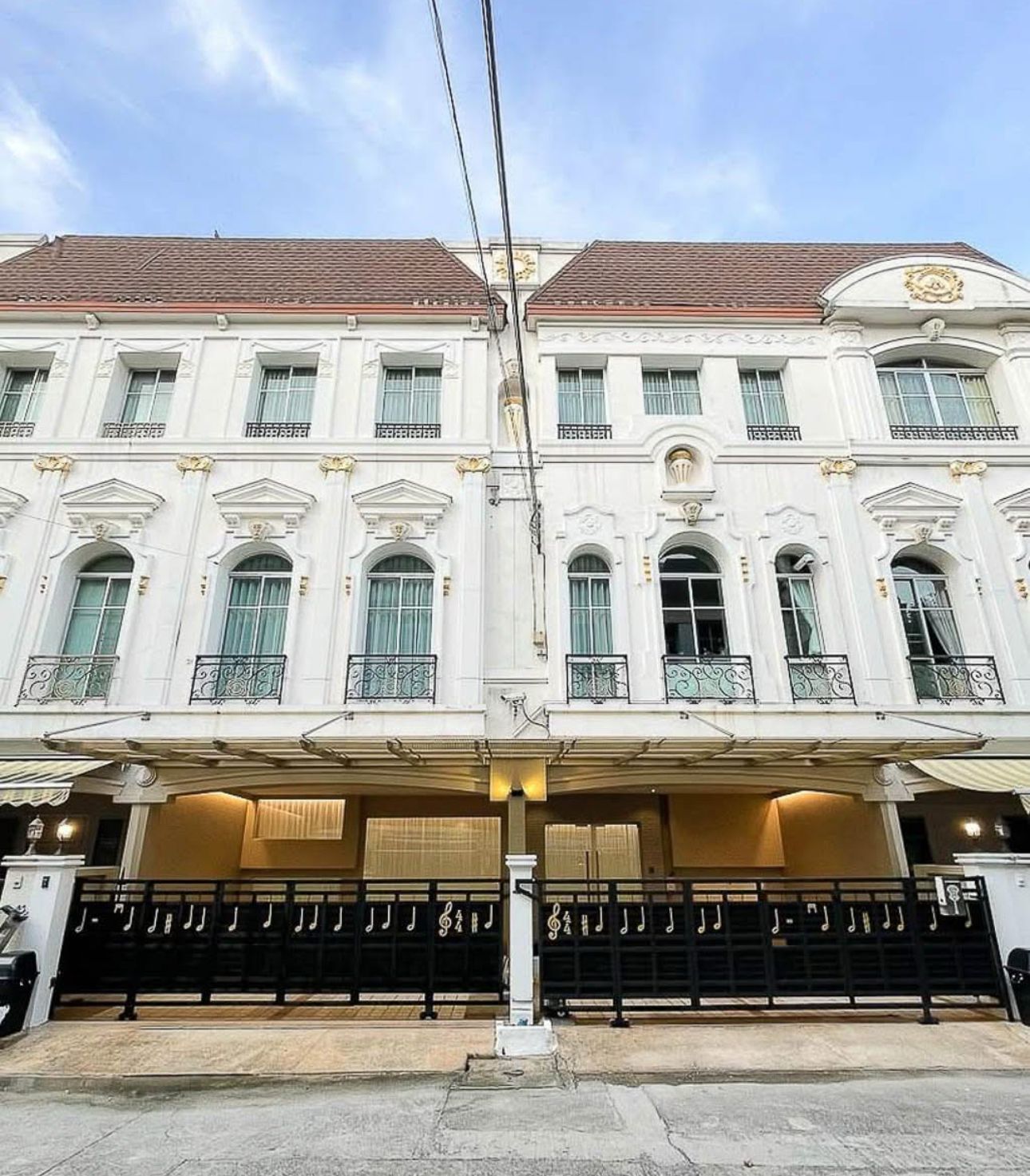 ขายบ้านพระราม 3 สาธุประดิษฐ์ : ขาย ทาวน์เฮ้าส์ 5 ห้องนอน ในโครงการ บ้านกลางกรุง แกรนด์เวียนนา พระราม 3 U5620406