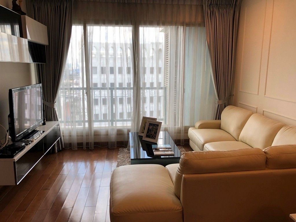 ขายคอนโดวิทยุ ชิดลม หลังสวน : ขาย คอนโด 1 ห้องนอน ในโครงการ 1-bedroom modern condo for sale close to BTS Chidlom [ABKK29954] U1710204
