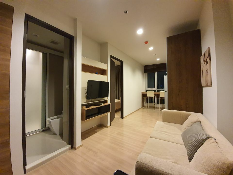 ขายคอนโดสาทร นราธิวาส : ขาย คอนโด 1 ห้องนอน ในโครงการ ริทึ่ม สาทร U654378