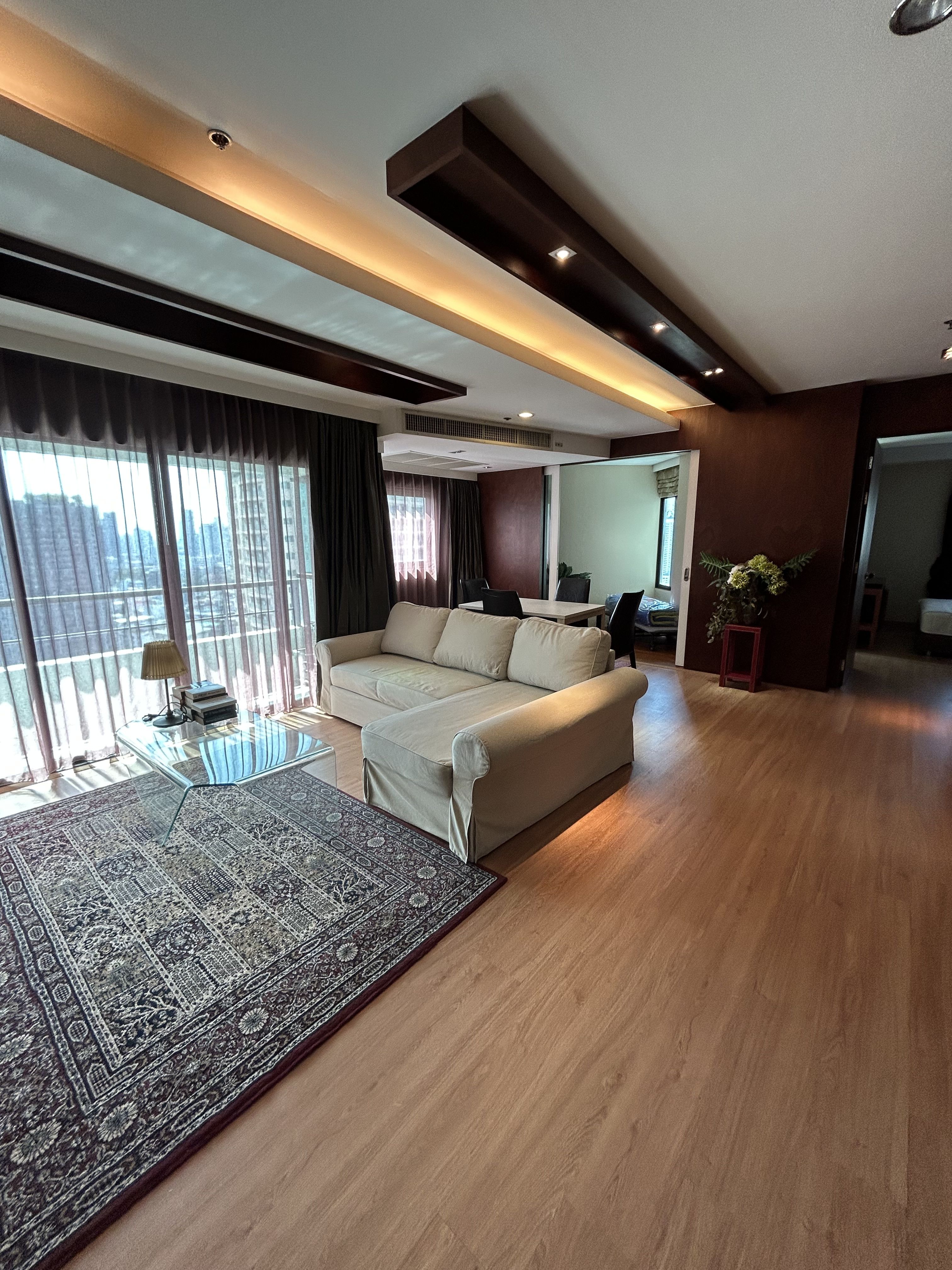 ขายคอนโดสาทร นราธิวาส : ขาย คอนโด 1 ห้องนอน ในโครงการ สาธร การ์เด้นส์ U2001922