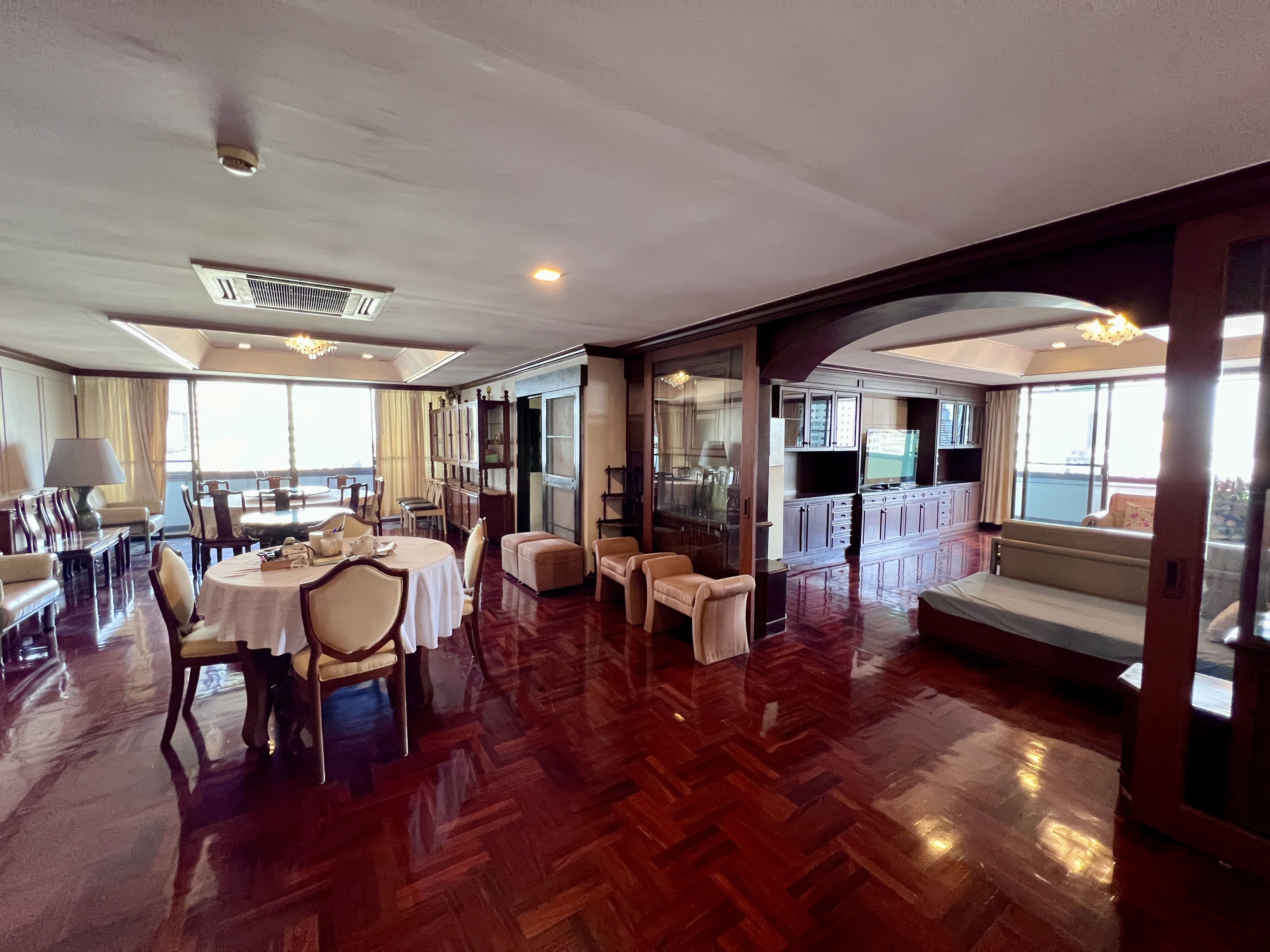 For SaleCondoSukhumvit, Asoke, Thonglor : 3 Bedroom 3 Bathroom Condo for sale U1908818