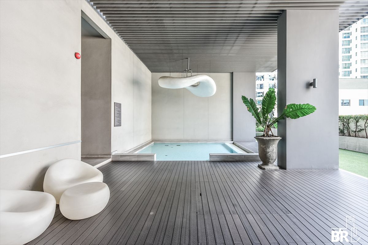 For RentCondoSathorn, Narathiwat : The Diplomat Sathorn,📍 Luxury condo in Silom CBD, near BTS Surasak