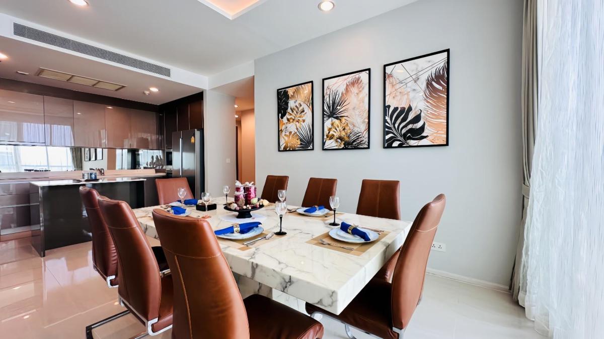 For RentCondoSathorn, Narathiwat : 🔥For urgent rent🔥Menam Residences, approximately 300 meters from Asiatique, near CBD areas such as Sathorn, only 3 kilometers, ready to move in immediately.