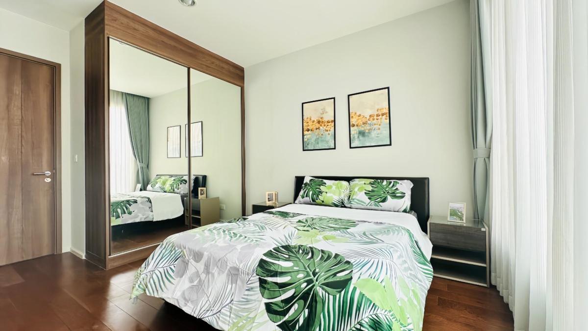 For RentCondoSathorn, Narathiwat : 🔥For urgent rent🔥Menam Residences, approximately 300 meters from Asiatique, near CBD areas such as Sathorn, only 3 kilometers, ready to move in immediately.