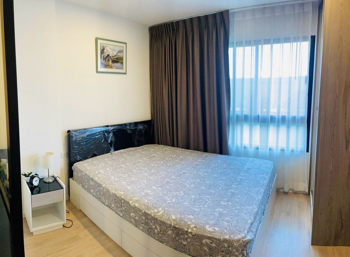 ให้เช่าคอนโดลาดกระบัง สุวรรณภูมิ : เช่า Icondo greenspace Sukumvit 77 
เฟส2 อยู่ด้านหน้า
อาคารA ชั้น 3 พท 25 ตรม. 1ห้องนอน 1ห้องน้ำ
- ค่าเช่าเดือนละ 9,500บาท ส

☎️สนใจโทร.064-990-9462 ไก่
✅👉แอดไลน์ https://line.me/ti/p/OnmRiUqoiM


***พร้อมเข้าอยู่ 28 กรกฎาคม 2568***
