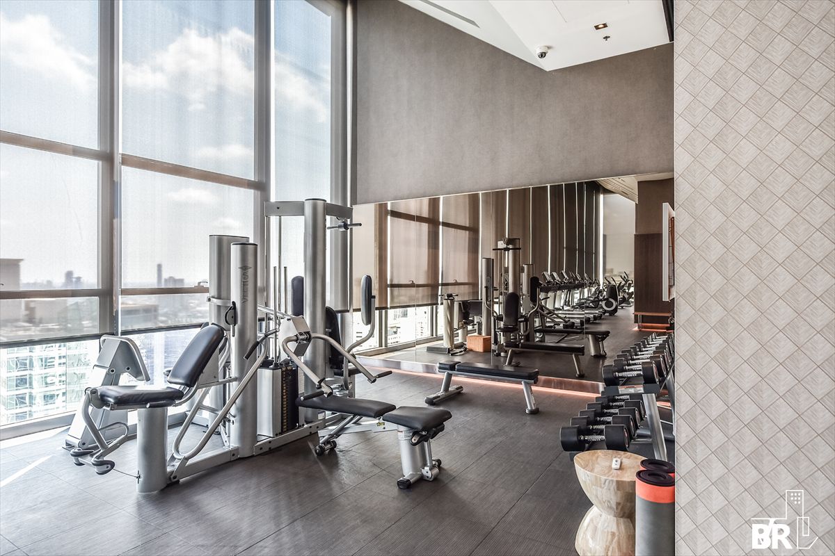 For RentCondoSathorn, Narathiwat : The Diplomat Sathorn,📍 Luxury condo in Silom CBD, near BTS Surasak