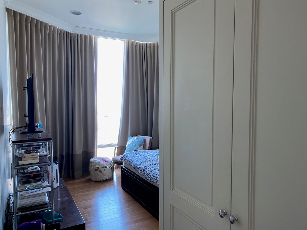 For SaleCondoSukhumvit, Asoke, Thonglor : Condo for sale The Royce Private Residence Soi Sukhumvit 31, 14th floor, private elevator