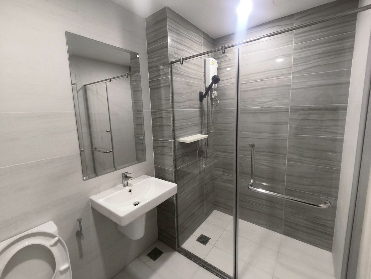 For RentCondoSamut Prakan,Samrong : PFD-05307 Condo for rent Supalai Veranda Sukhumvit 117  Make an appointment to view the room 👉line: @pfbkk