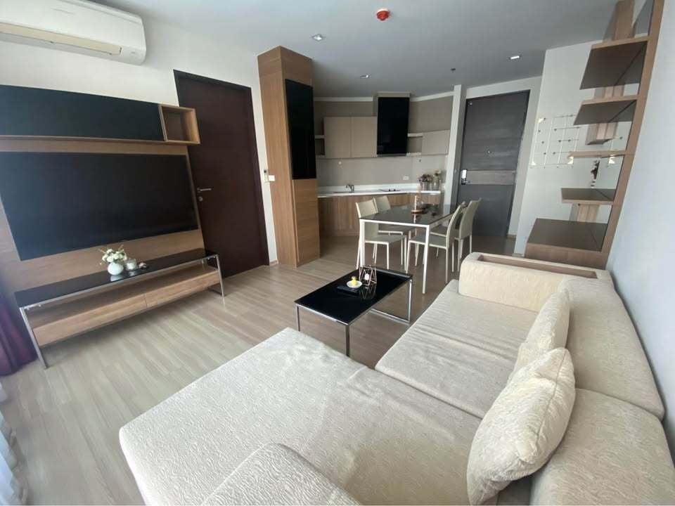 ขายคอนโดสาทร นราธิวาส : ขาย อพาร์ทเม้นท์ 1 ห้องนอน ในโครงการ ริทึ่ม สาทร U2010305
