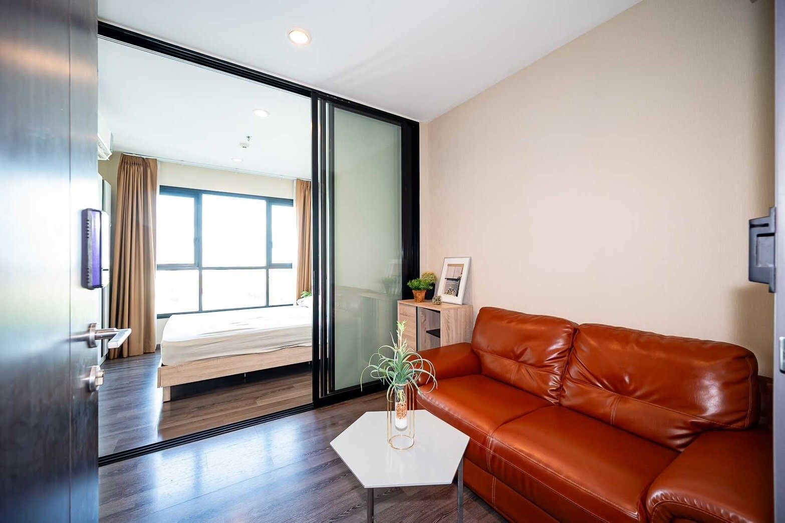 ขายคอนโดอ่อนนุช อุดมสุข : 1BR condo 26sqm, city view, near BTS Onnut, cozy for living. U5612170