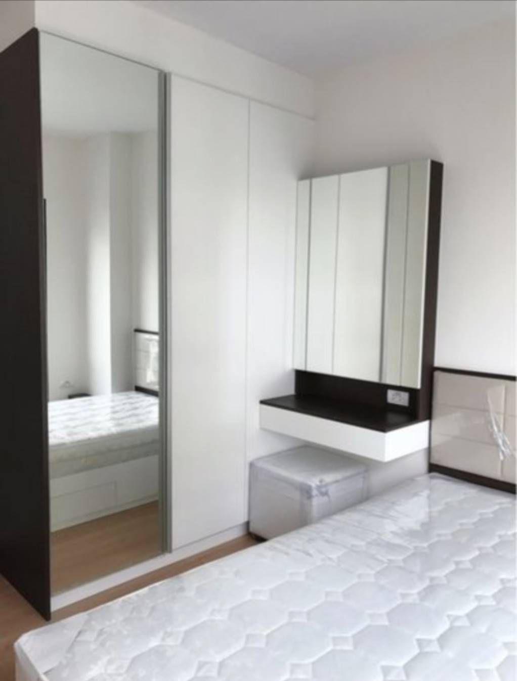 ขายบ้านบางนา แบริ่ง ลาซาล : ขาย บ้านเดี่ยว 2 ห้องนอน ในโครงการ ศุภาลัย ซิตี้ รีสอร์ท สถานีแบริ่ง สุขุมวิท 105 U5586562
