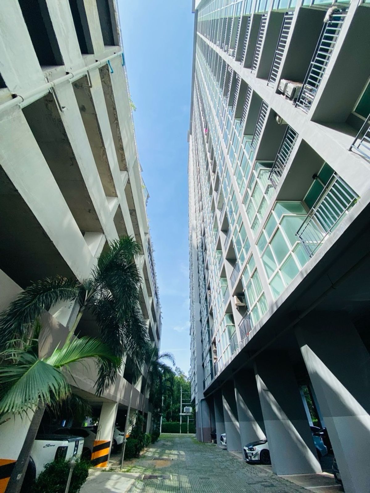 ขายคอนโดพัทยา บางแสน ชลบุรี สัตหีบ : เดอะแกรนด์เอดี จอมเทียน บีช พัทยา ขายเพียง 1.45 ล้าน คอนโดวิวทะเล 