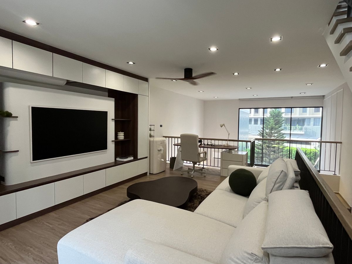 ให้เช่าทาวน์โฮมลาดพร้าว101 แฮปปี้แลนด์ : ✨ บ้านเดี่ยวหรู 4 ชั้น สไตล์โมเดิร์น เหมาะสำหรับครอบครัว หรือโฮมออฟฟิศ ตกแต่งครบ พร้อมอยู่ ใกล้ MRT ลาดพร้าว และเลียบด่วนรามอินทรา