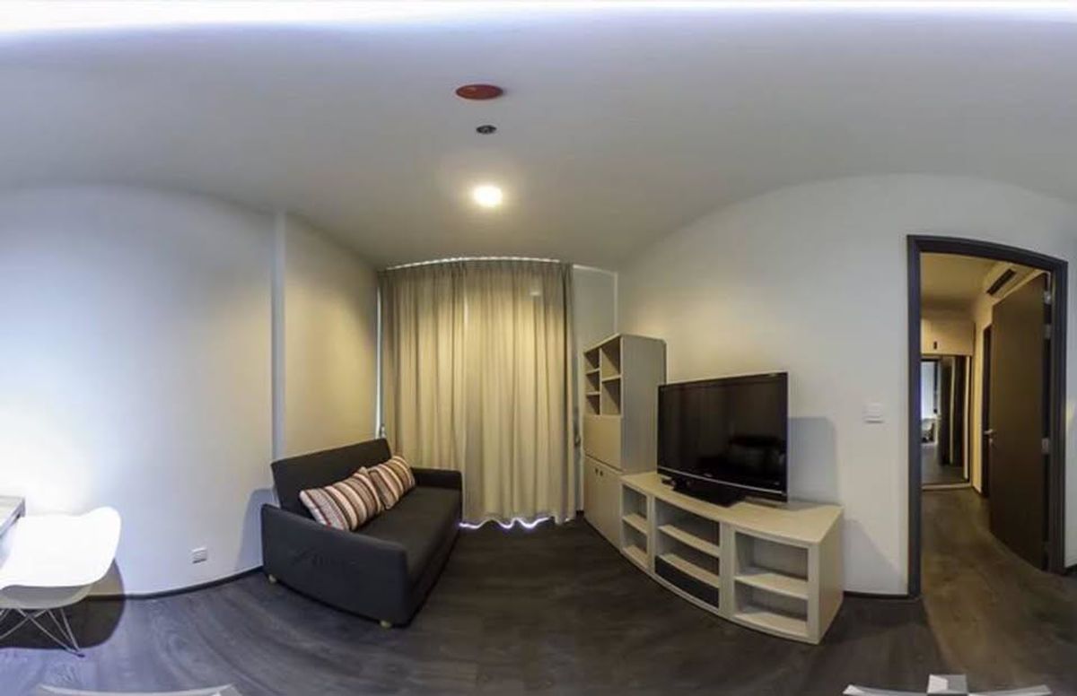 ให้เช่าคอนโดสุขุมวิท อโศก ทองหล่อ : คอนโด Edge Sukhumvit 23 เดินทางสะดวก ใกล้รถไฟฟ้าบีทีเอส มีรถรับส่ง ห้องสวย เฟอร์นิเจอร์ครบ พร้อมอยู่!