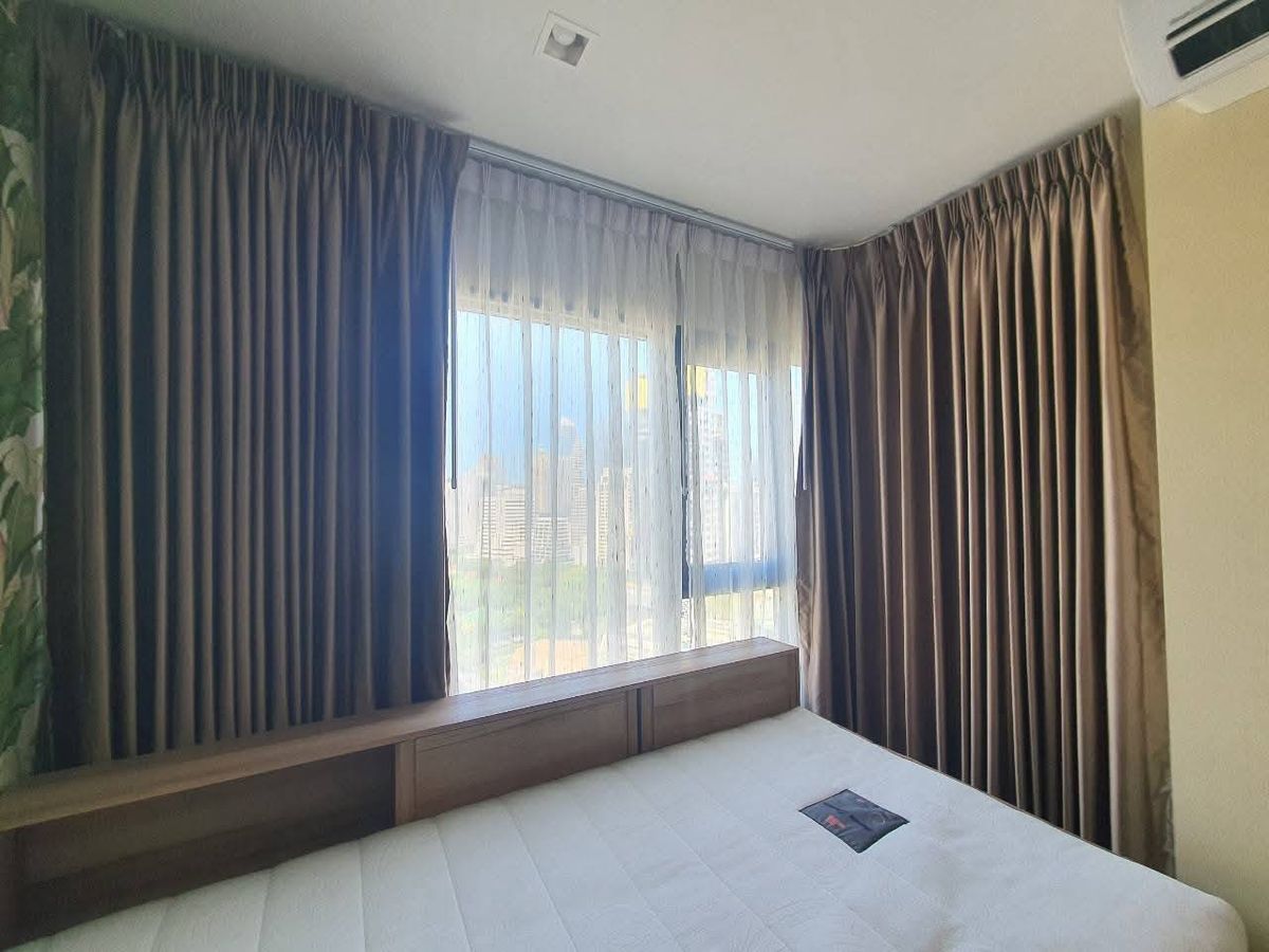 For SaleCondoWitthayu, Chidlom, Langsuan, Ploenchit : Near BTS Ploenchit, only 550 meters.